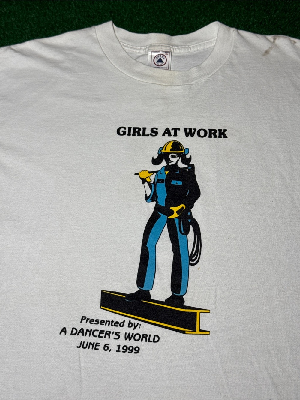 Vintage 90s Girls At Work Strip Club T-shirt, Sexy Dancers Cardi B 1999 (XL)